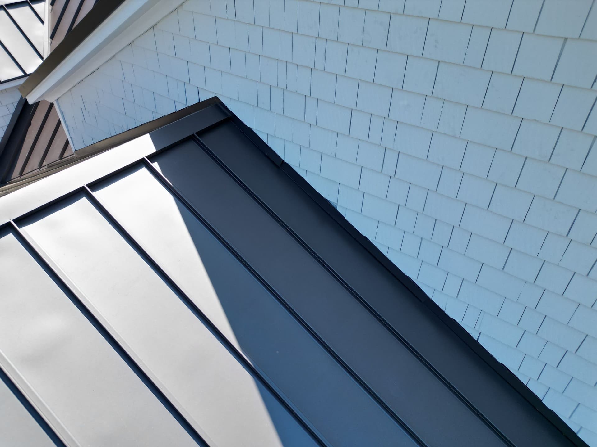 Gallery photos for Standing-Seam Metal Roof (Vintage color) installation in San Juan Capistrano: Image #1