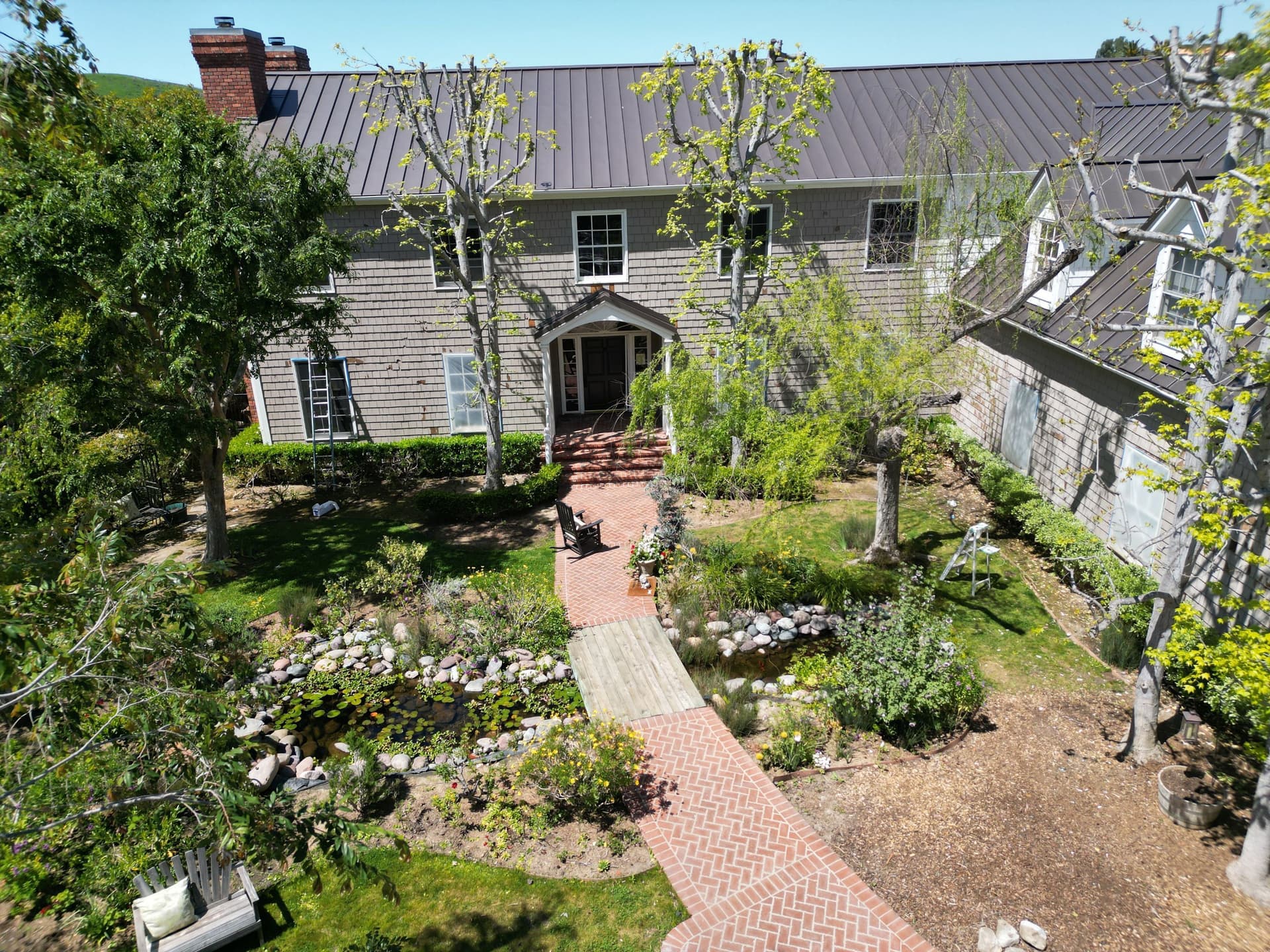 Gallery photos for Standing-Seam Metal Roof (Vintage color) installation in San Juan Capistrano: Image #16