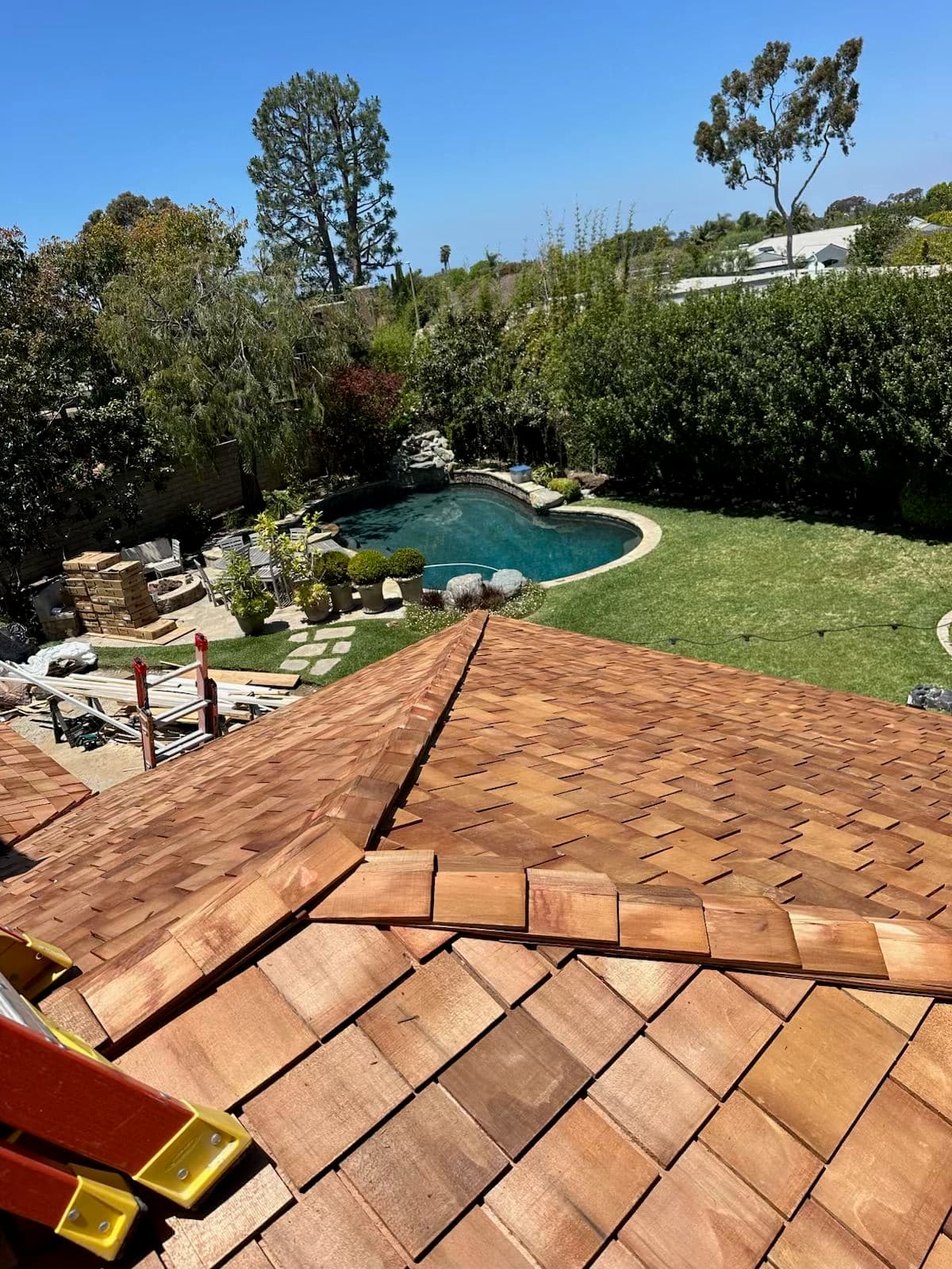 Gallery photos for Transforming Roofs with Quality Fire-Rated Cedar Shingles: Image #1