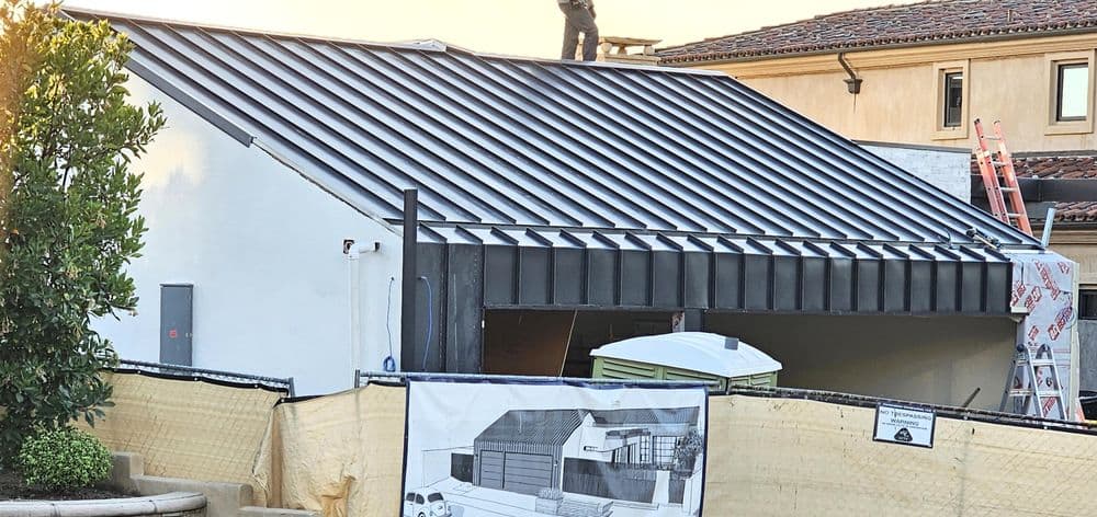 Standing-Seam Metal Roof in Corona Del Mar, CA image
